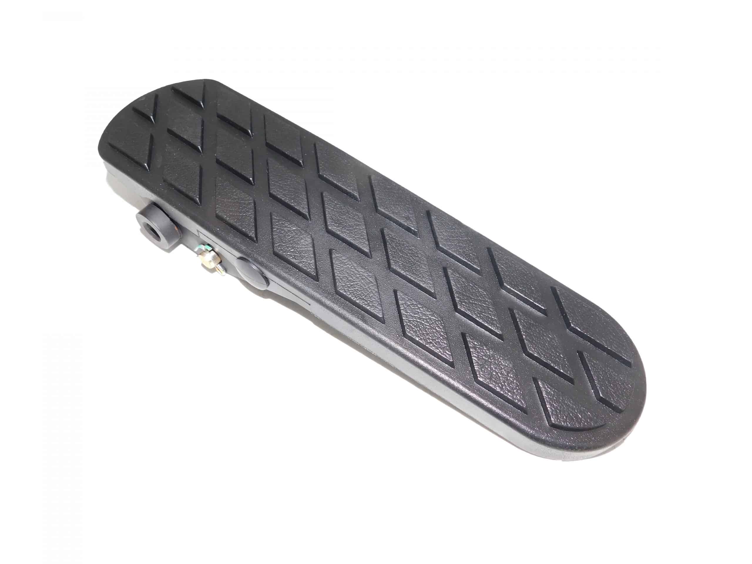 Bendix Pedal Cover Treadle Assembly | # BW 109176