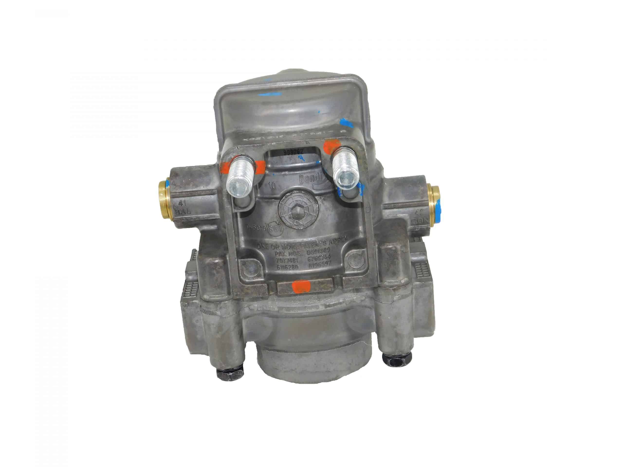 Bendix SR-7 Spring Brake Valve | # BW K021558 | Tracey Truck