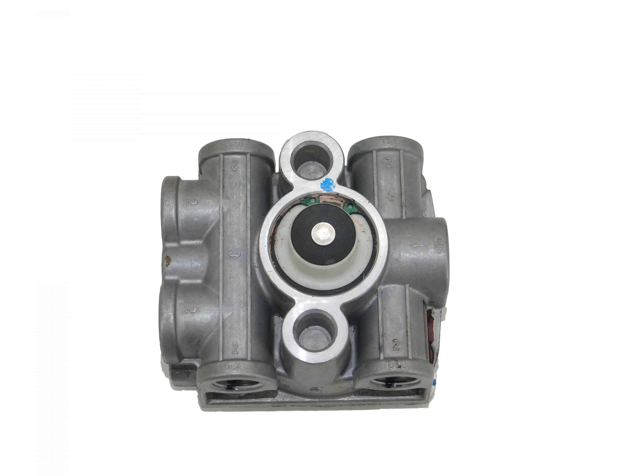 Bendix R-12 Relay Valve w/ Bracket | # BW 803115
